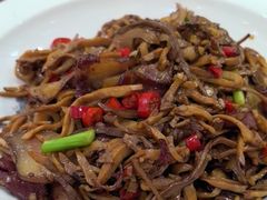 -湖南人家湘菜馆(镇江路店)