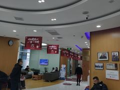 -雅悦齿科(顾村公园店)