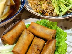 菌菇荠菜春卷-八珍手工水饺·妈妈的爱(传芳巷店)