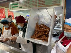 -芳婆糕团店(王府大街店)