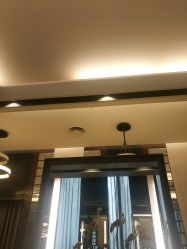 -AKOZO Beauty Salon