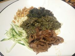 烧椒皮蛋牛肉拌面-拌面小当家