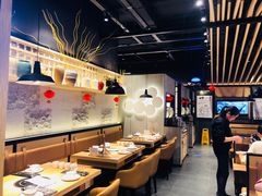 -山城外·非遗酸菜鱼(新都汇融店)