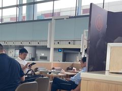 -遇见小面(白云机场T2安检外店)