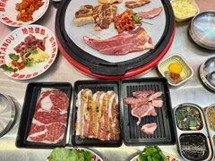 -哈哈碳都·牛肋条无限自助烤肉(宝龙店)