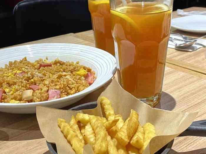 成为第一个点赞的人1啾咪啾咪2022年1月19日打分这次来尝试了新品卷边