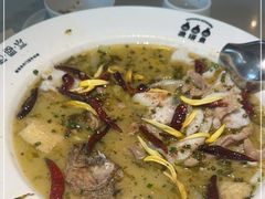 -渔语鱼酸菜鱼新川菜(来福士店)
