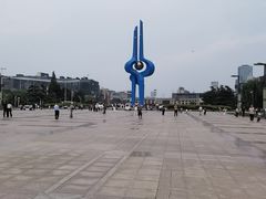 -泉城广场