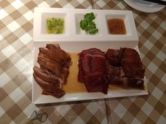 -新大咀港式茶餐厅(宝山万达店)