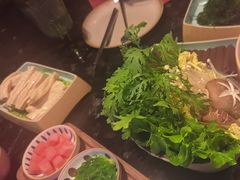 -雾山韩式烤肉·海南糟粕&椰子鸡火锅·海景餐厅(三亚绿发山海天JW万豪酒店)