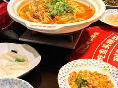 -魏铭鱼头捞饭(晋阳路店)