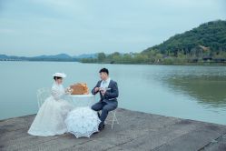 -唯一旅拍·颂当代影像艺术中心(上城店)