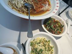 -湘当有饭剁椒鱼头(昆山招商花园城店)