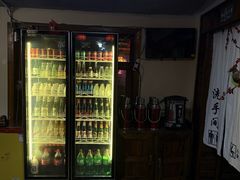 -果松木炭酸菜铜火锅·外婆参鸡汤