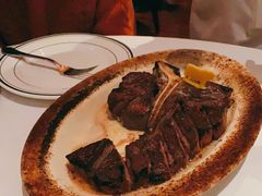 -Wolfgang’s Steakhouse 沃夫冈牛排馆(上海白玉兰广场店)