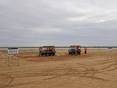 -亿利库布其七星湖沙漠生态旅游区