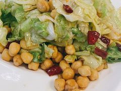 包包菜炒馕丁-帕米尔食府(白云观店)