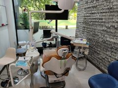 -维乐口腔(格林门诊长宁店)