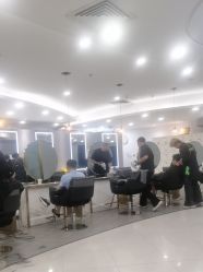 -八佰伴8008星级形象店