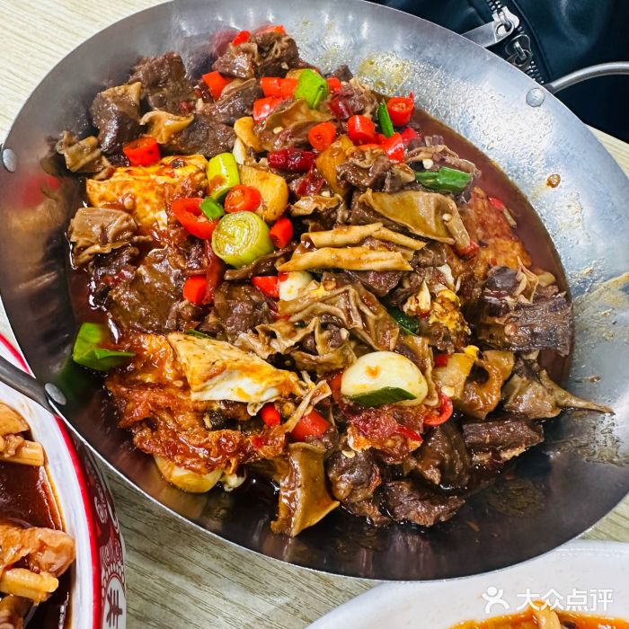 英子家庭菜馆(系马桩店)牛腩荷包蛋图片