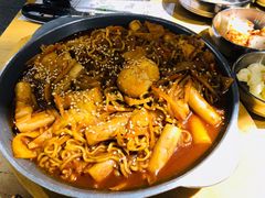 炒年糕-姜虎东白丁烤肉(恒隆广场店)