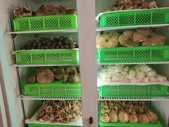 -山菌美食苑(振兴路店)