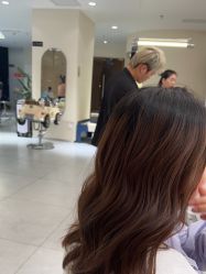 -PE SALON