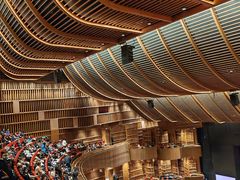 -交通银行前滩31演艺中心