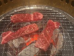 -山川小町·极番烧肉(新地假日广场店)