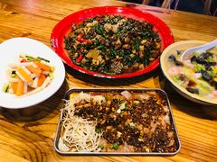 -兔槽江湖菜·重庆璧山兔(水围店)