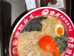 -大食代美食广场(上海中心店)