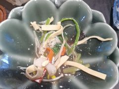 -古都历食南京菜·烤鸭·鸭血粉丝·汤包(南京博物院店)