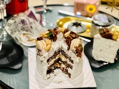 奥利奥马卡龙淡奶油蛋糕-小苍兰风铃草蛋糕甜品(沈阳店)