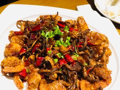 菌王香辣虾-隔壁老王·家常云南菜(花巷店)