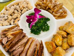 -汕头金海湾大酒店(万象城店)