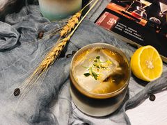 -ZING COFFEE 镜咖啡