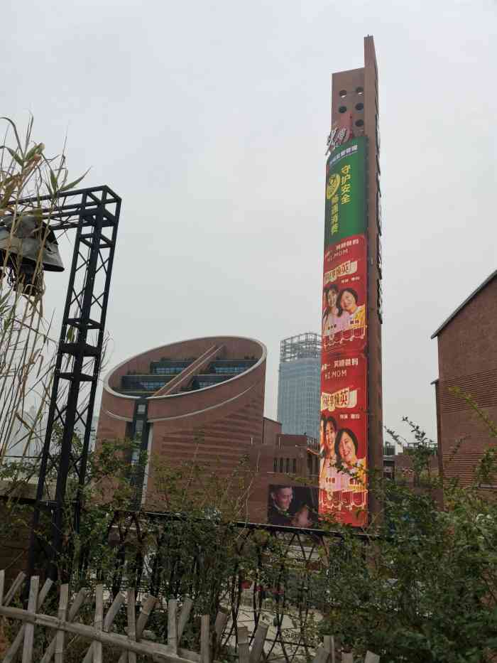 砂之船西安奥莱-"现在去砂之船奥莱太方便了,坐地铁三号线在.