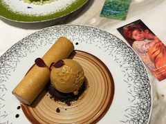 茶韵甜品－妈妈的吻-théATRE 茶聚场(王府中環店)