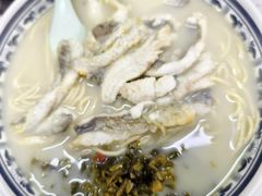 -明呈黄鱼面馆(斜土路店)