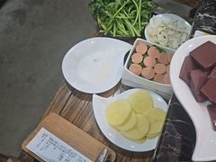 -小牛家村·贵州黄牛肉火锅(梦想小镇二分店)