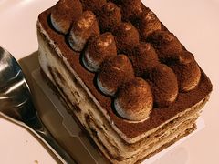 -星巴克臻选(上海合生汇1F店)