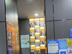 -丽辰酒店(深圳翻身地铁站店)