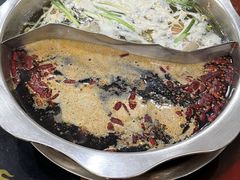 -储奇门鳝鱼火锅(总店)