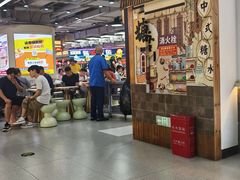 -八一路好吃街(雨田商务大厦店)