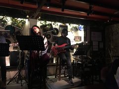 -南锣鼓巷吉他吧(鼓楼店)