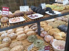 -焙丽拾光(麦凯乐直营店)
