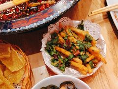 -何师傅美蛙鱼头(汉街店)