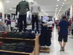 -优衣库(红谷滩万达店)