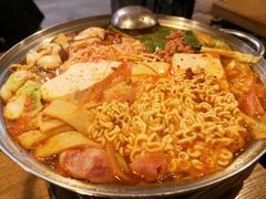 部队锅-富乐满韩国正宗炸鸡韩国料理(虹泉路店)