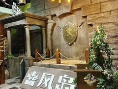 -暴风岛沉浸式体验馆(百联世纪店)